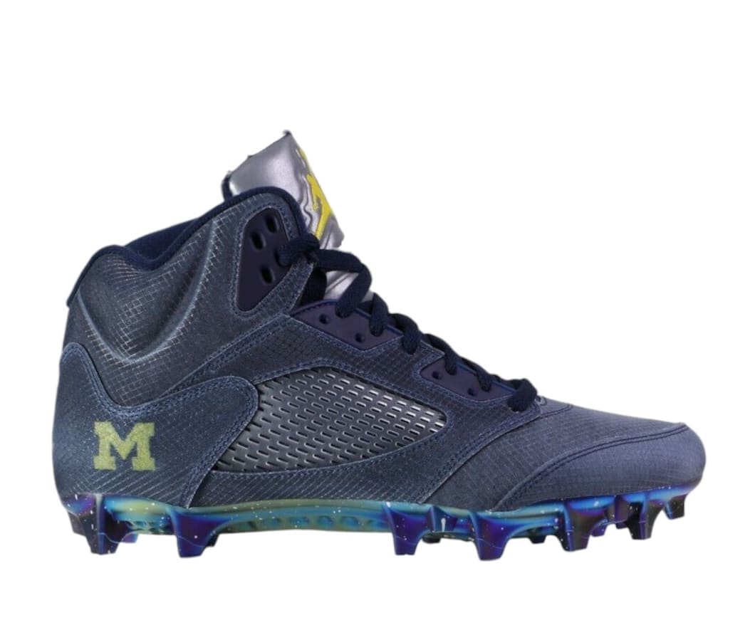 Jordan V (5) Menace Elite PE Cleat - Michigan Wolverines