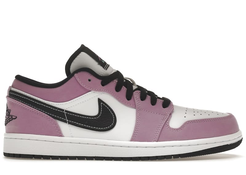 https://res.cloudinary.com/dlqdbsx2k/image/upload/v1741543149/Air-Jordan-1-Low-SE-Violet-Shock-White-Black-Product_qy7ft7.jpg