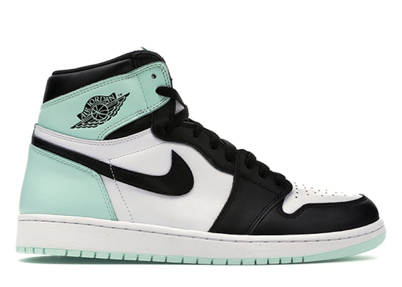 Locker Room Kicks