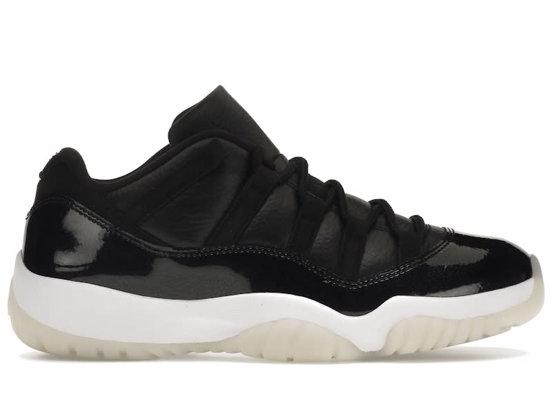 Locker Room Kicks
