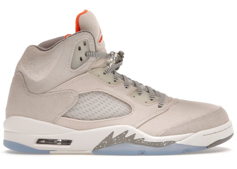 Locker Room Kicks