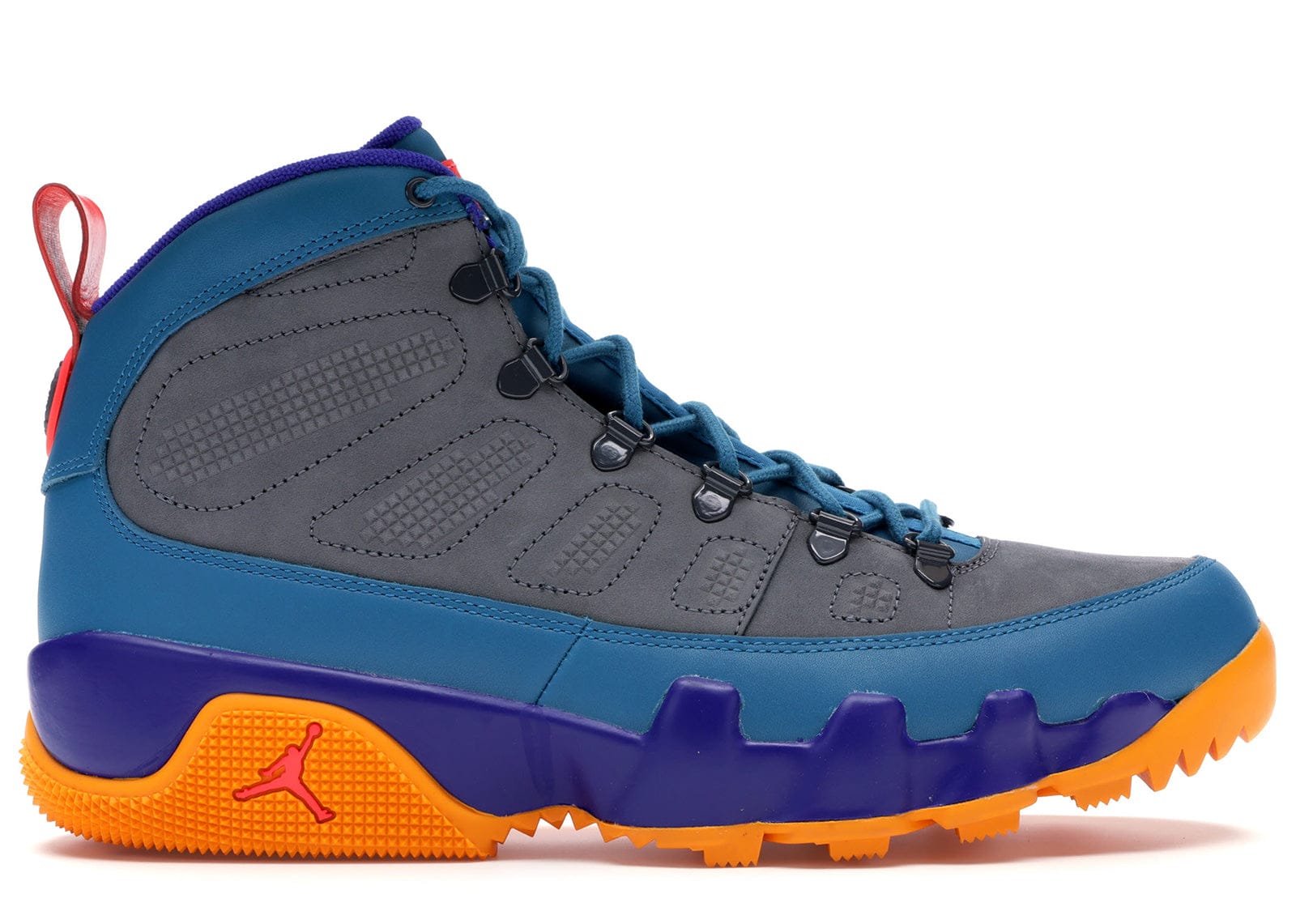 Locker Room Kicks