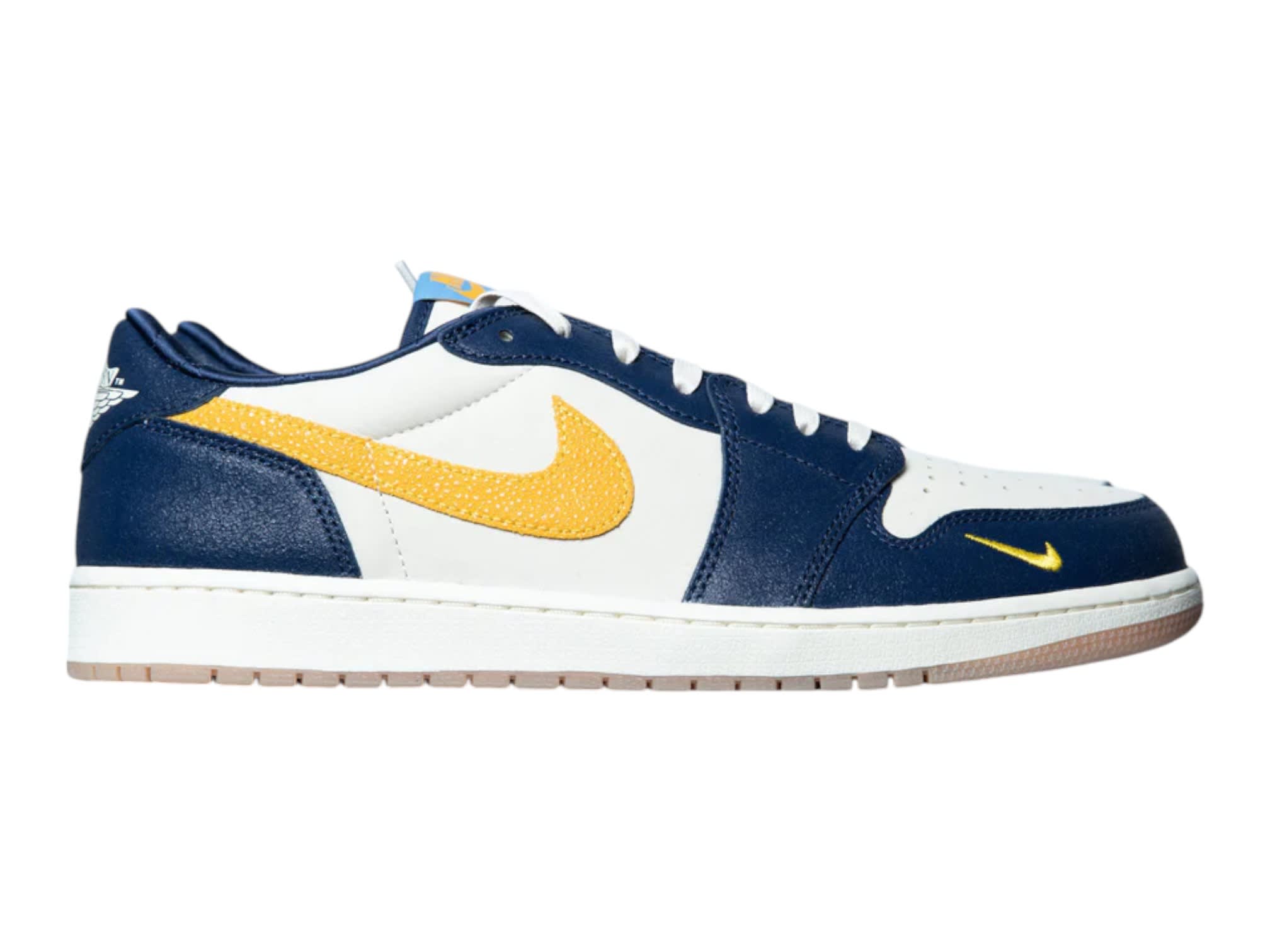 Locker Room Kicks