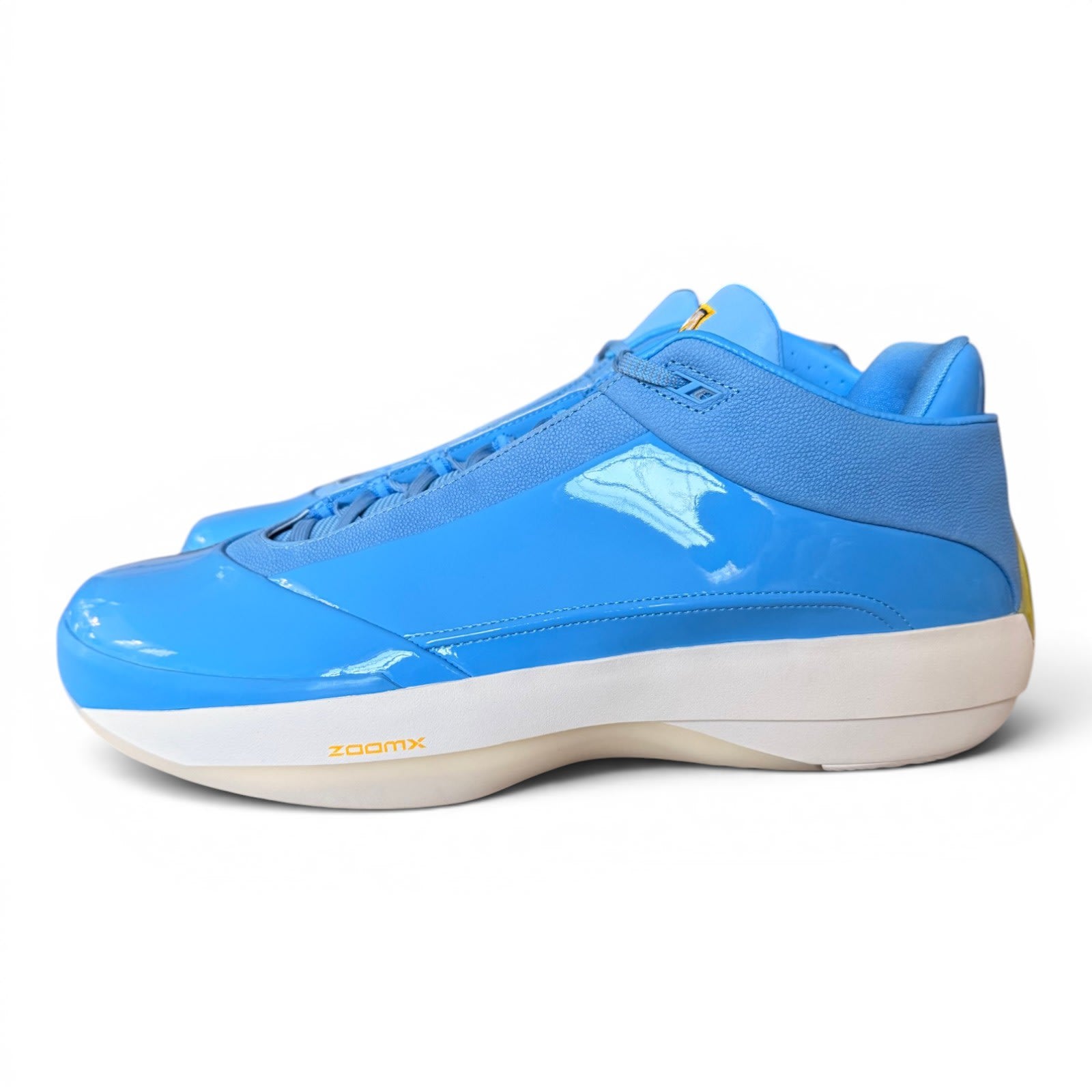 Jordan 40 NCAA Marquette PE Away