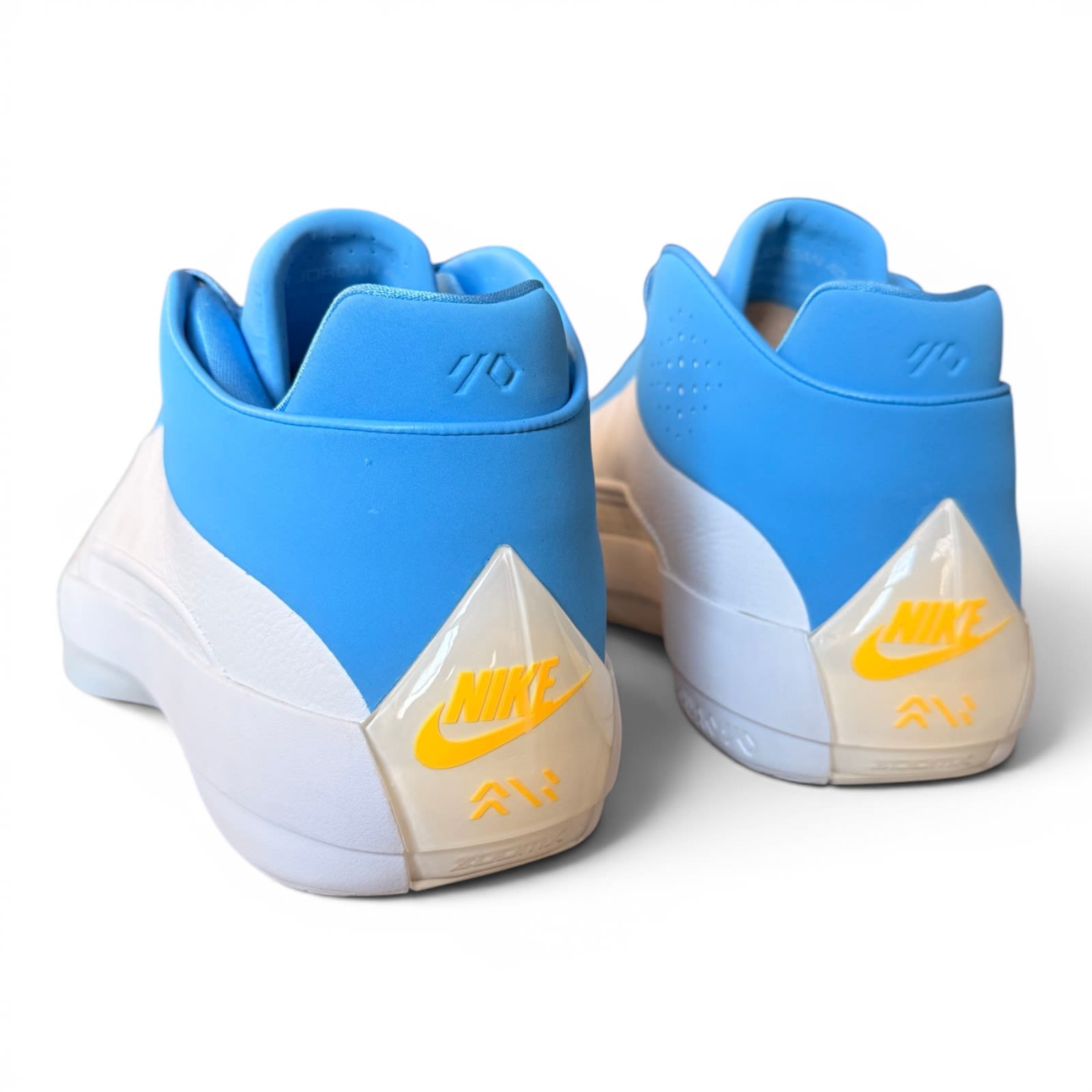 Jordan 40 NCAA Marquette PE Home