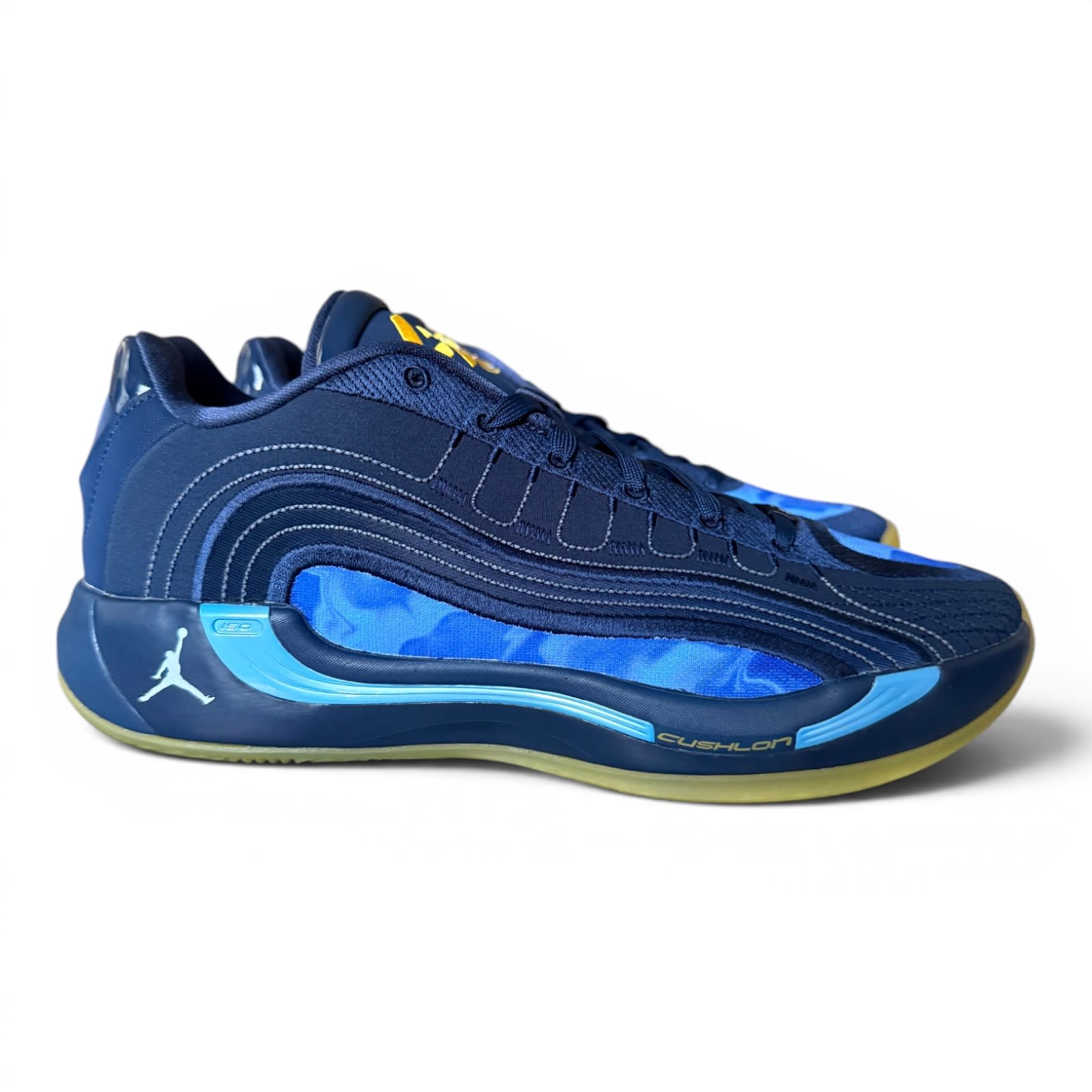 Jordan Luka 4 Flip NCAA Marquette PE Away