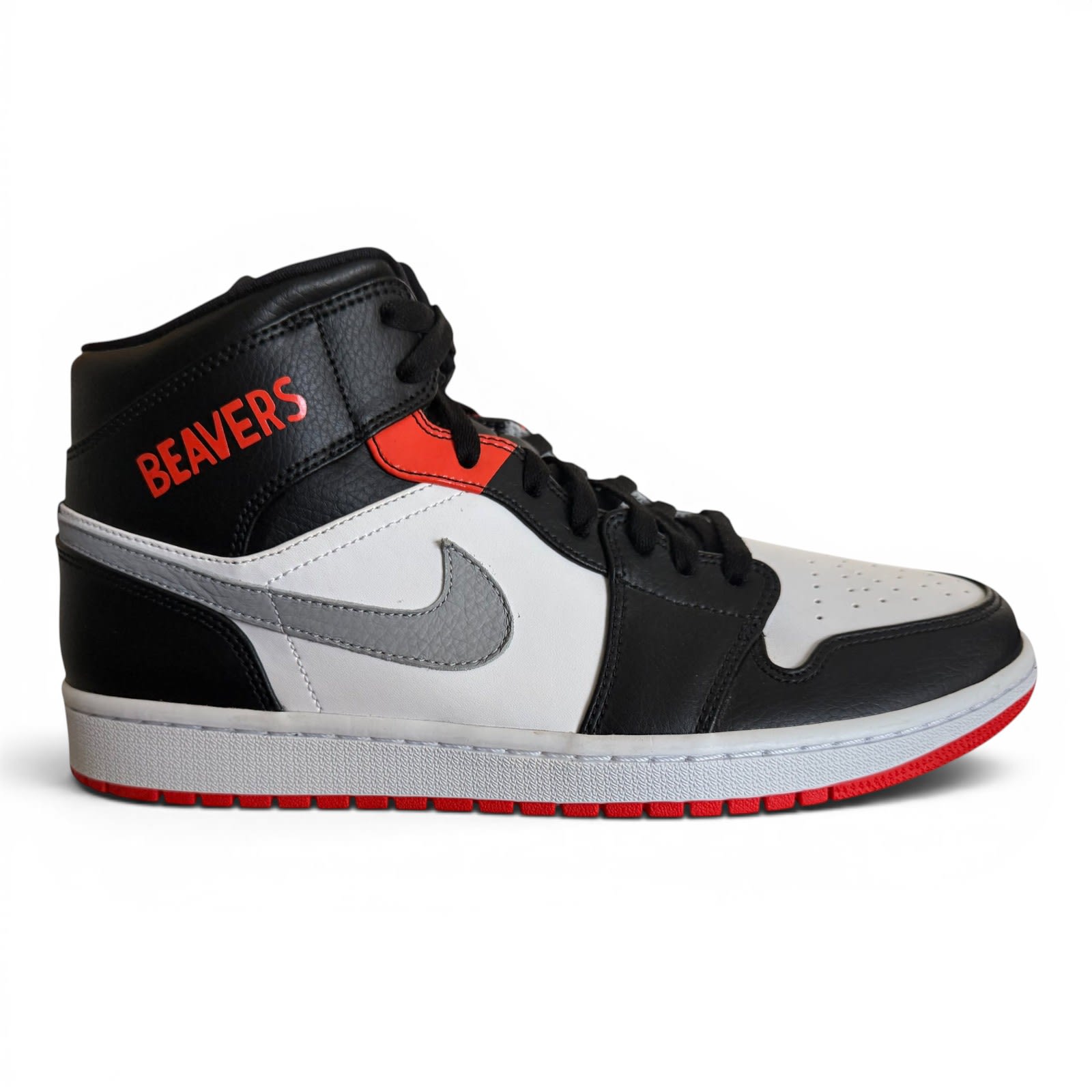 Jordan 1 Mid Oregon Beavers Football PE