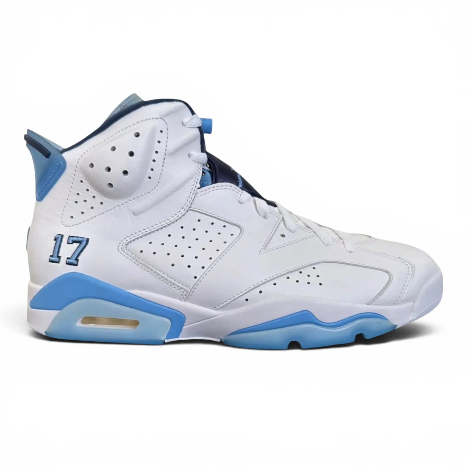 Jordan 6 Retro PE UNC Tarheels 2017 Championship