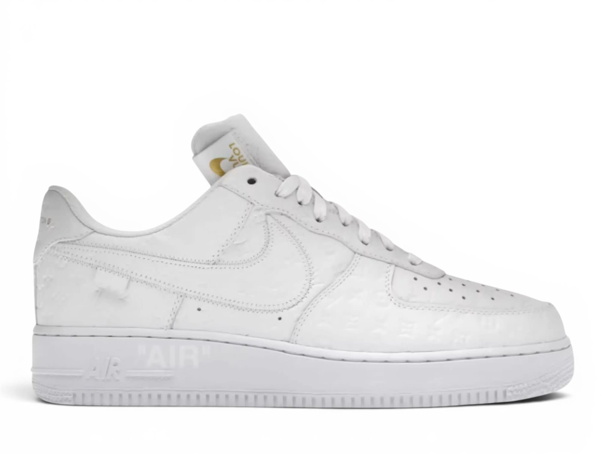 https://res.cloudinary.com/dlqdbsx2k/image/upload/v1778764273/Louis_Vuitton_x_Nike_Air_Force_1_Low_Triple_White_utc9ks.jpg