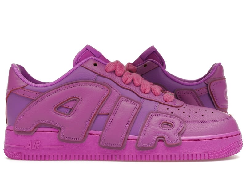 Locker Room Kicks