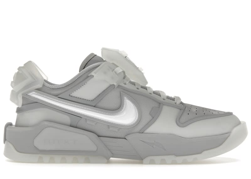 Locker Room Kicks