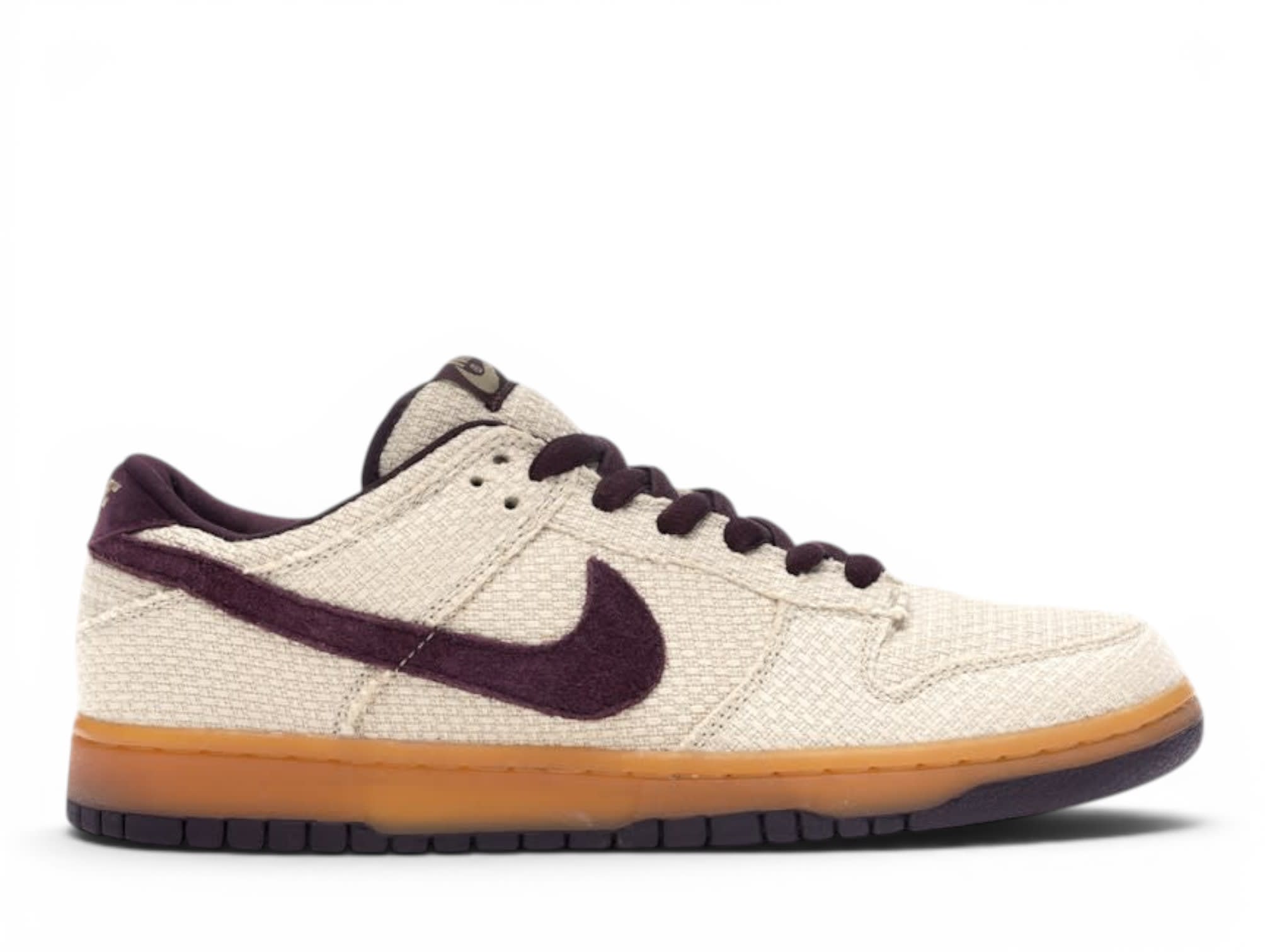 https://res.cloudinary.com/dlqdbsx2k/image/upload/v1778762109/Nike-Dunk-SB-Low-Red-Hemp-Product_hn0gtl_gowiio.jpg