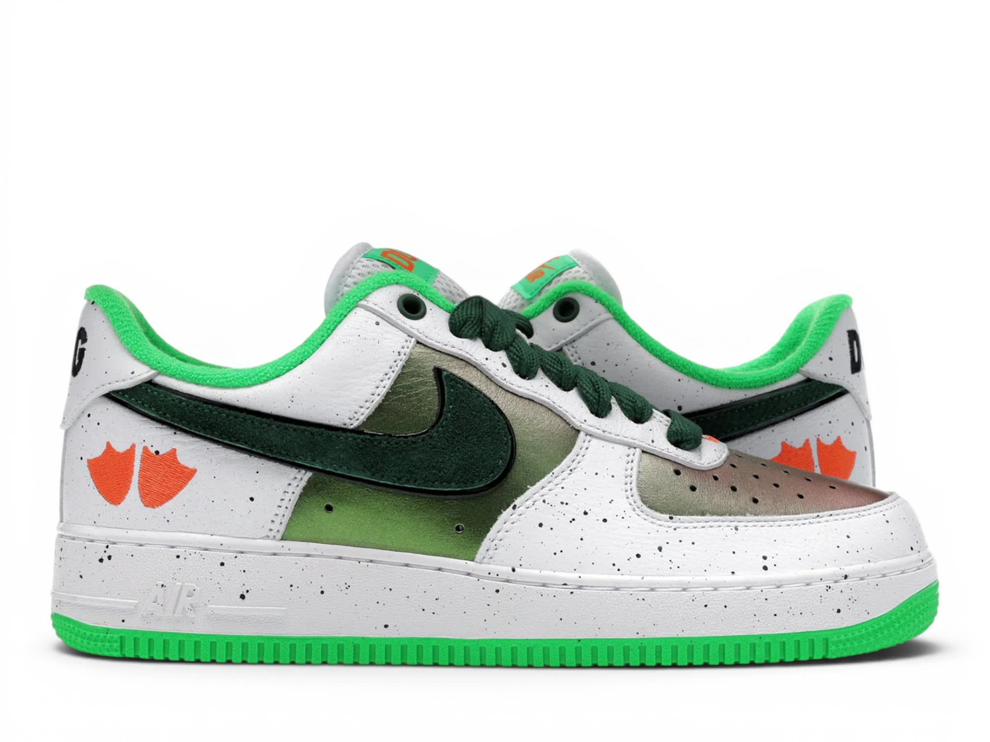 https://res.cloudinary.com/dlqdbsx2k/image/upload/v1778764240/Nike_Air_Force_1_Low_Ducks_of_a_Feather_University_of_Oregon_Egg_or_Duck_awljhq.jpg