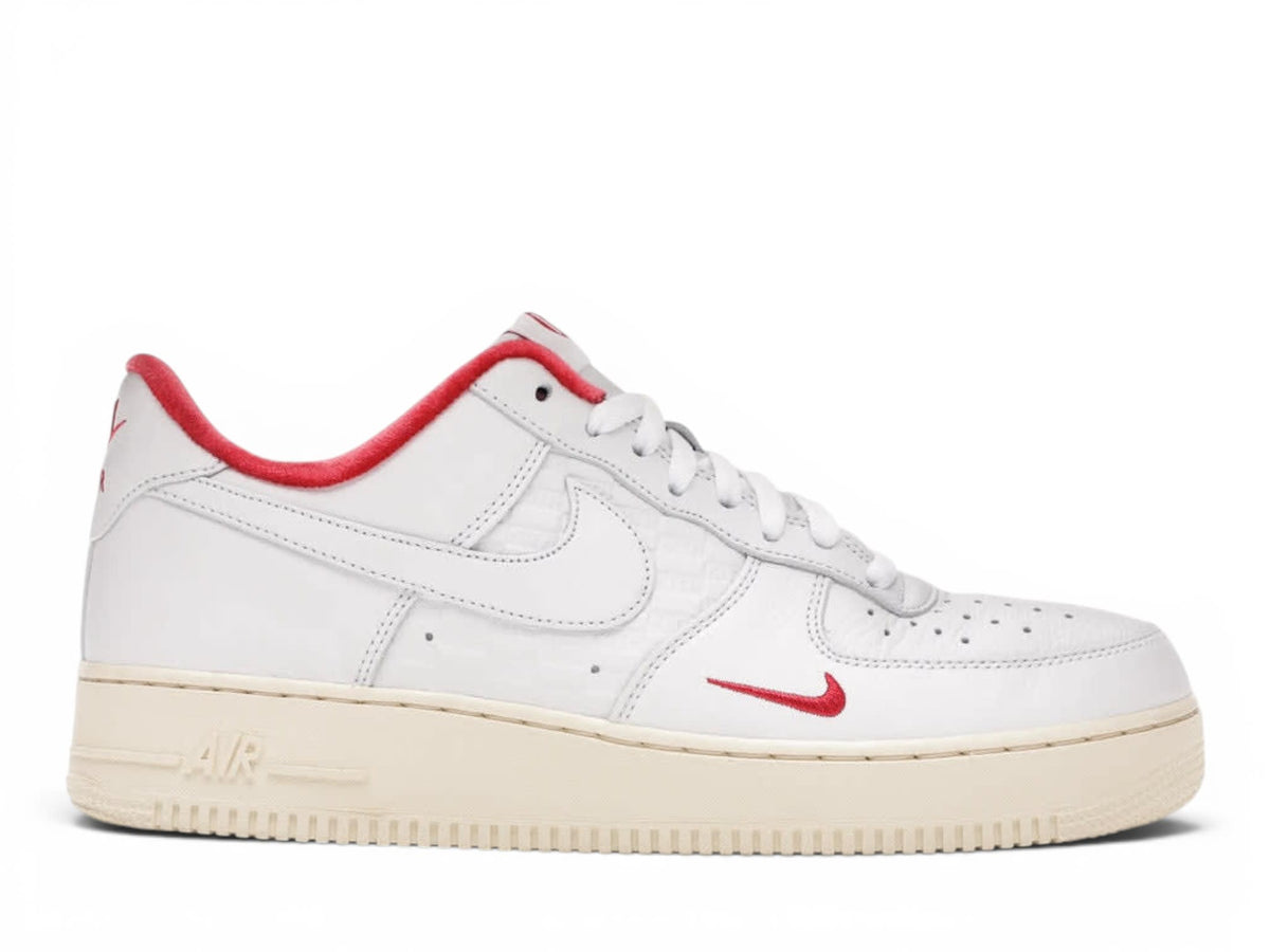 https://res.cloudinary.com/dlqdbsx2k/image/upload/v1778762683/Nike_Air_Force_1_Low_Kith_Japan_av7pmc.jpg