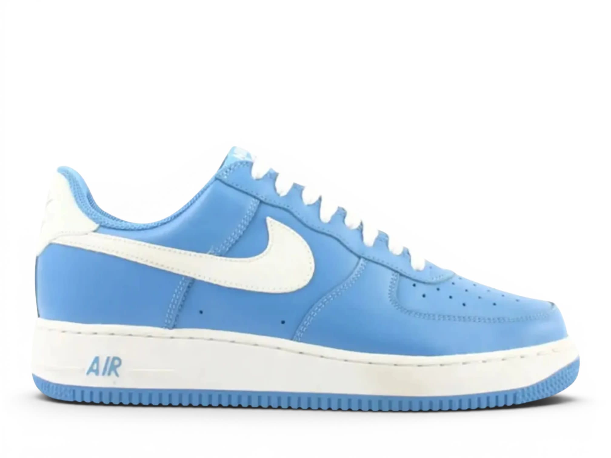 https://res.cloudinary.com/dlqdbsx2k/image/upload/v1779059446/Nike_Air_Force_1_University_Blue_2005_o2horb.jpg