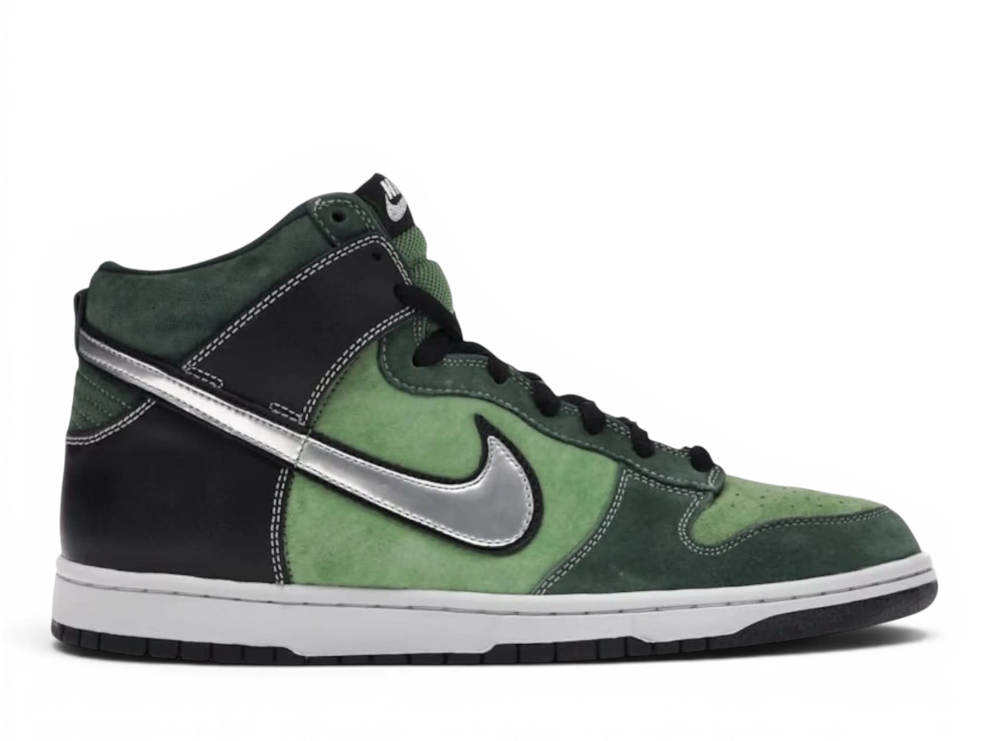 https://res.cloudinary.com/dlqdbsx2k/image/upload/v1779059178/Nike_SB_Dunk_High_Brut_ywntrg.jpg
