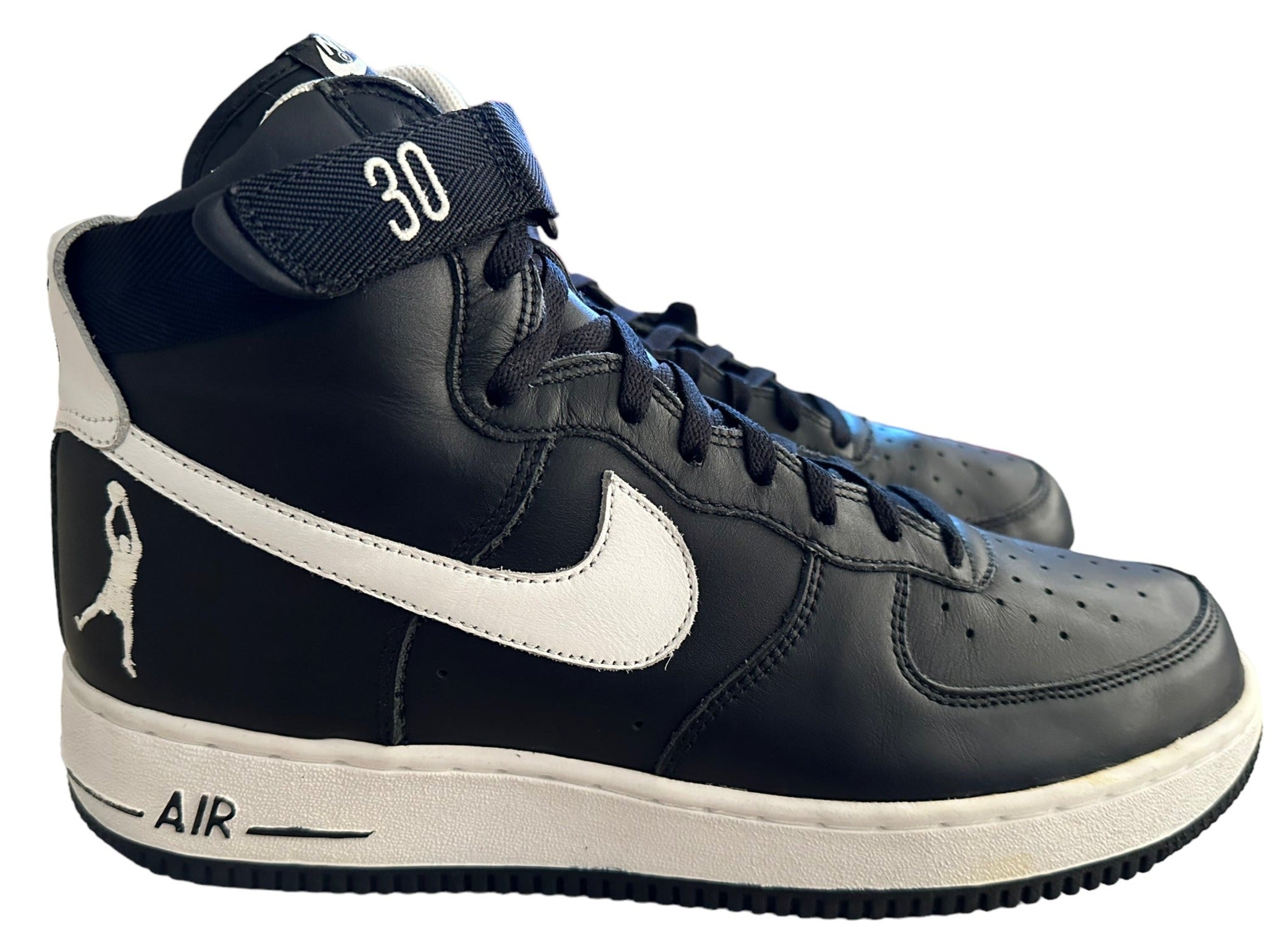 Locker Room Kicks