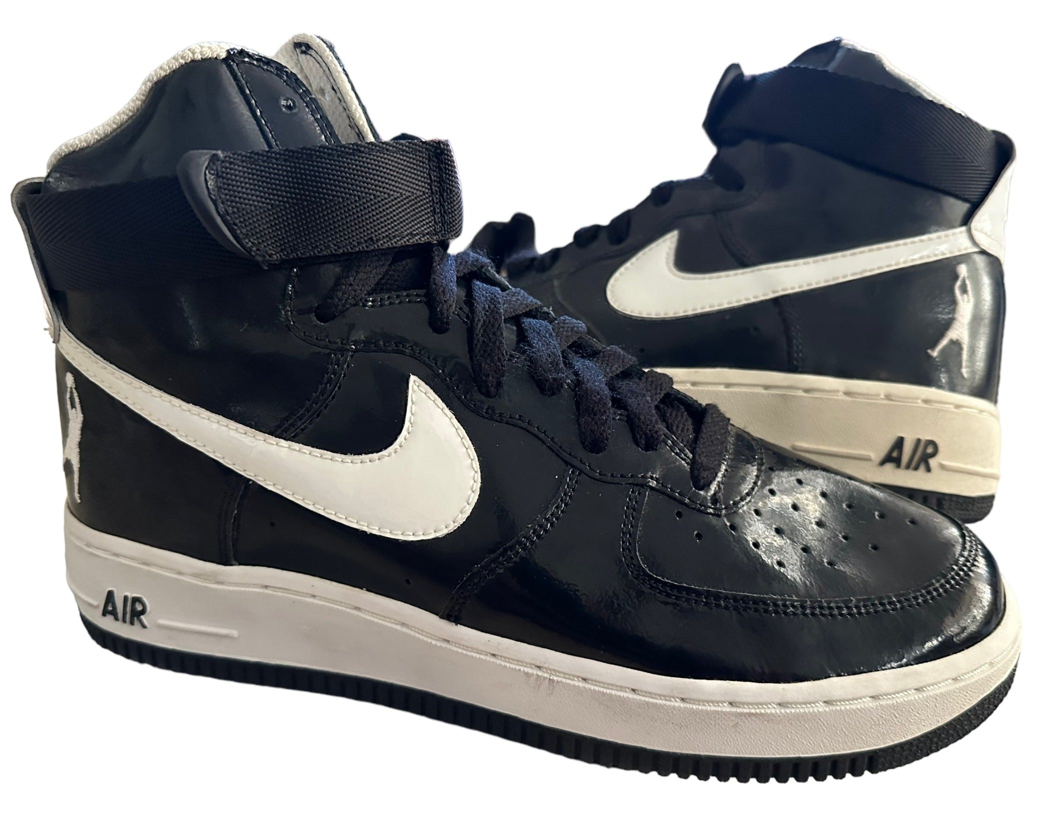Locker Room Kicks
