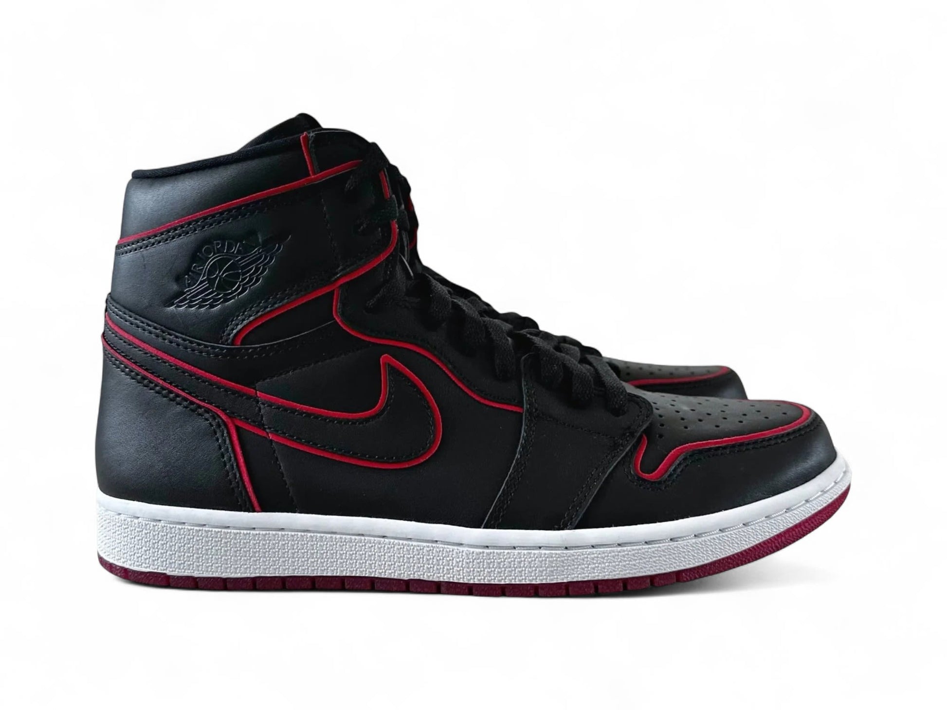 Jordan 1 Retro High Bloodline (F&F) - 2019 Christmas Gift