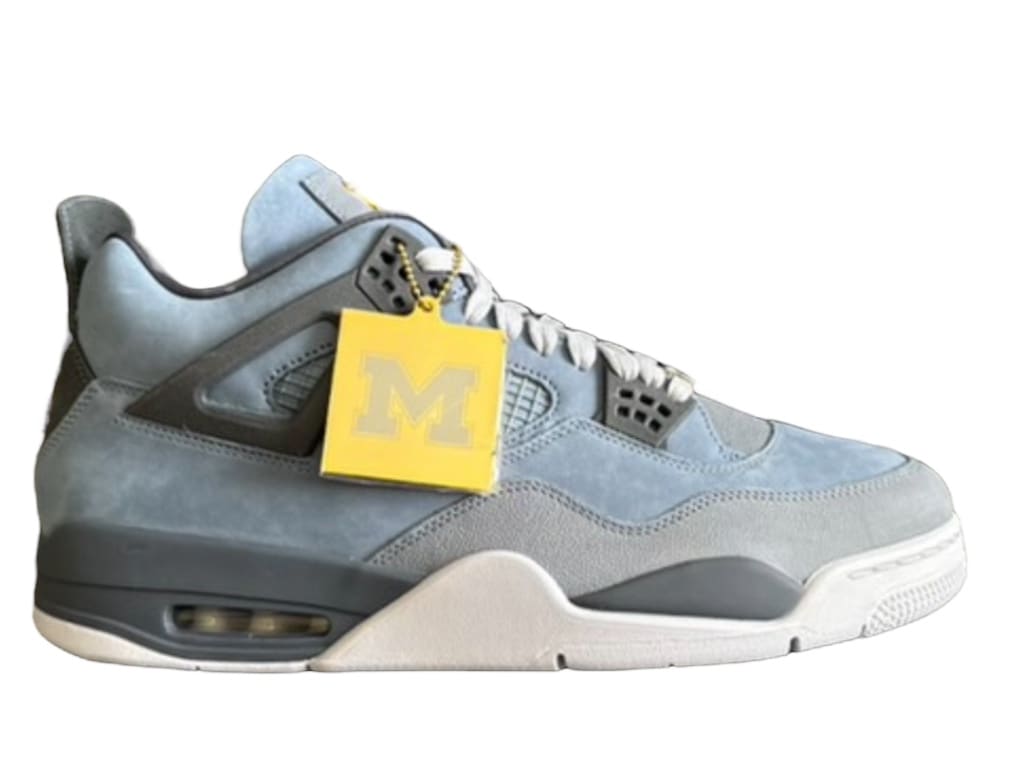 Locker Room Kicks