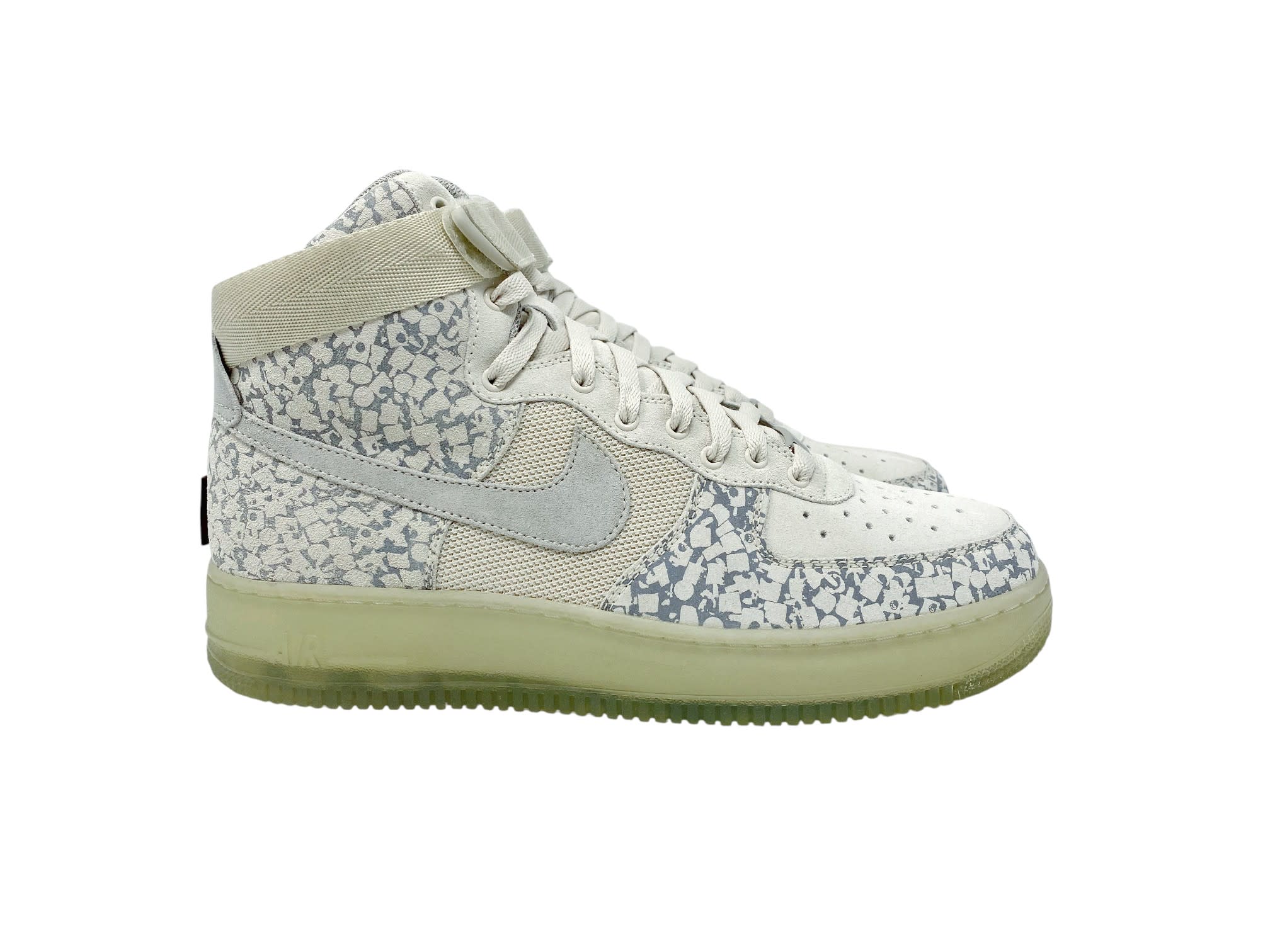 Locker Room Kicks