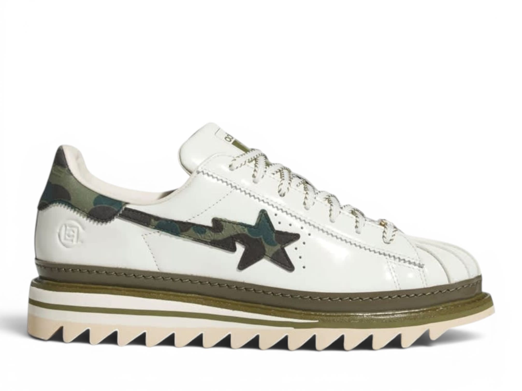 https://res.cloudinary.com/dlqdbsx2k/image/upload/v1778764053/adidas_Superstar_CLOT_by_Edison_Chen_x_Bape_Off_White_oszoe1.jpg