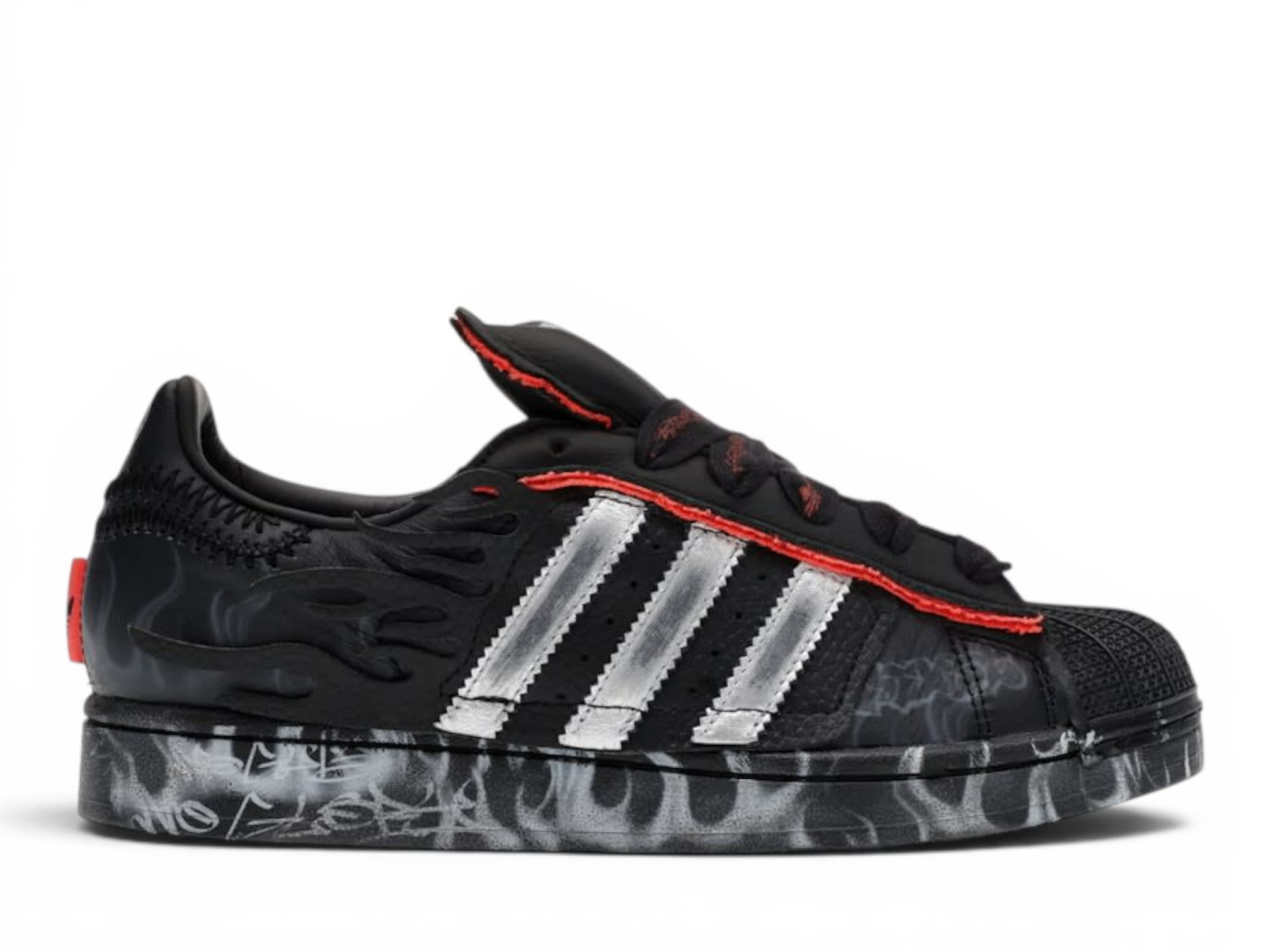 https://res.cloudinary.com/dlqdbsx2k/image/upload/v1778764079/adidas_Superstar_Hellstar_Black_q4yksx.jpg