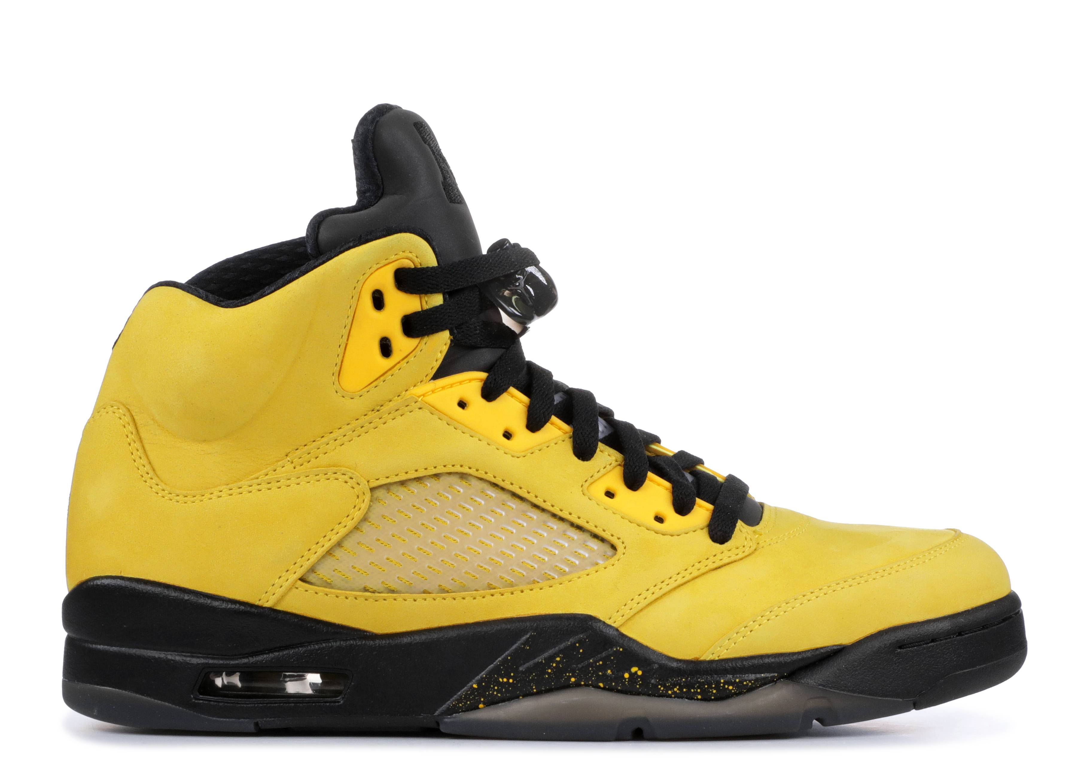 Locker Room Kicks